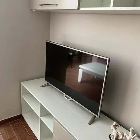 דירה Grosszuegige In Zentraler Lage Mit Balkon *